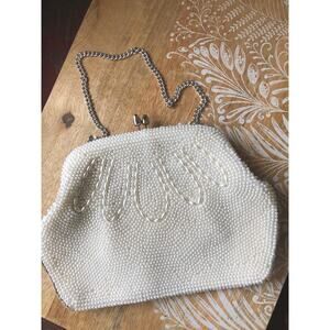 Vintage Clamshell Style Beaded Bag
